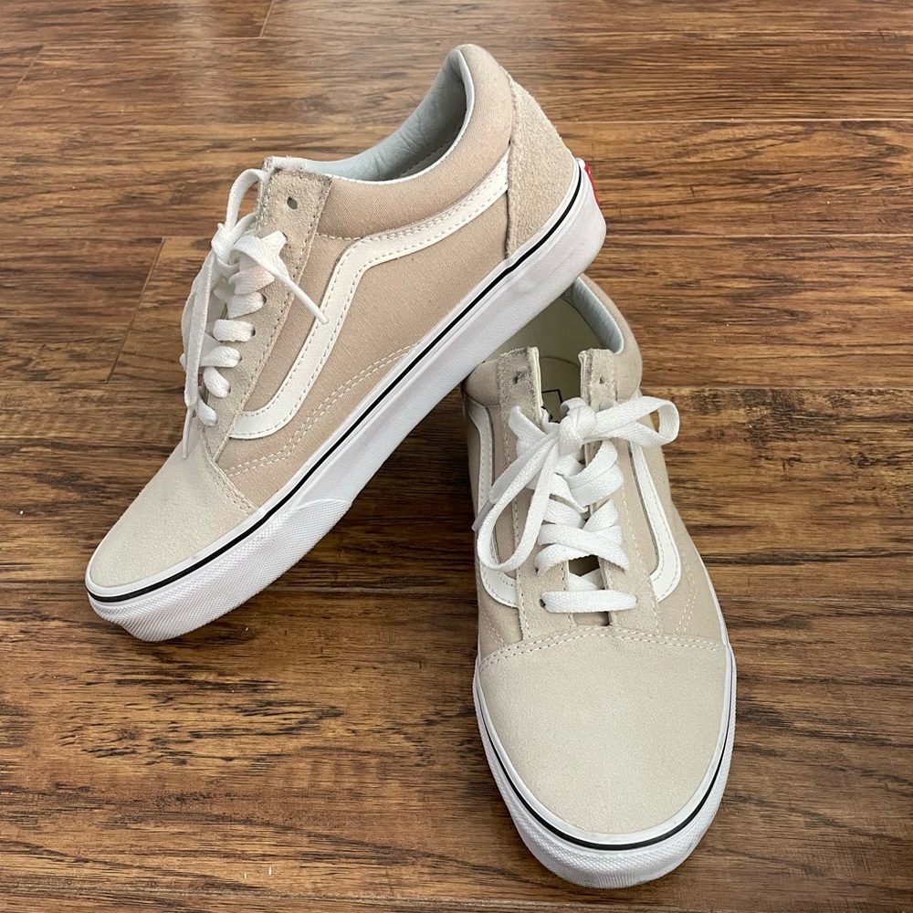 Men’s Vans - Picture 2 of 8
